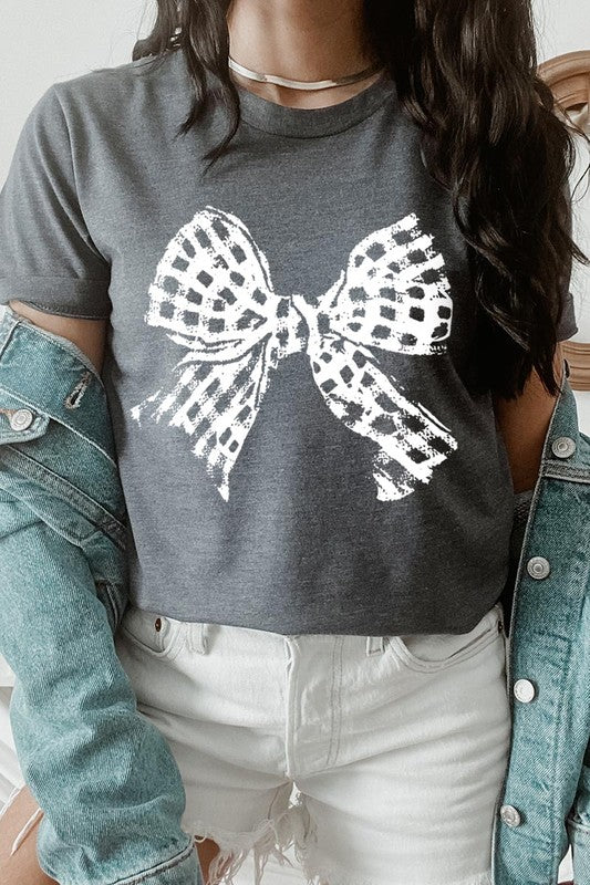 Vintage Checkered Bow Graphic T Shirt