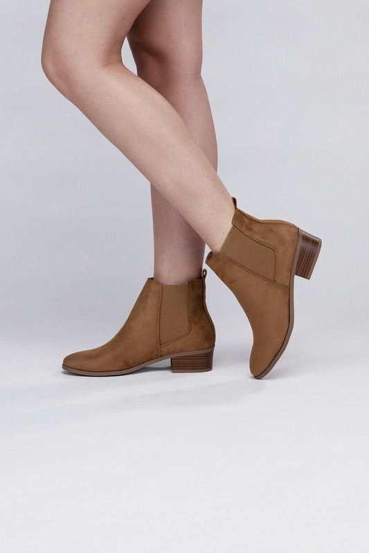 TEAPOT Ankle Booties