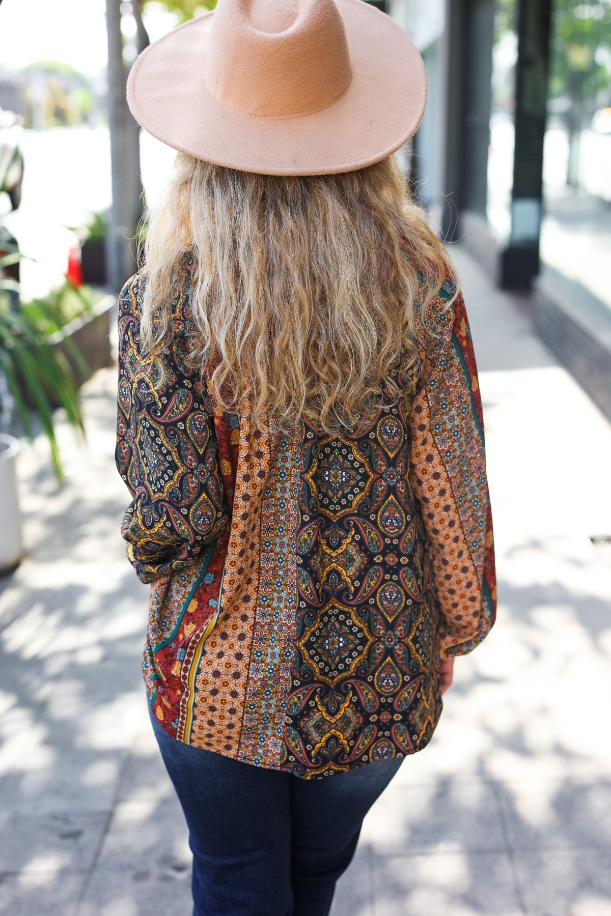 Black & Rust Paisley Raglan Keyhole Tie Top