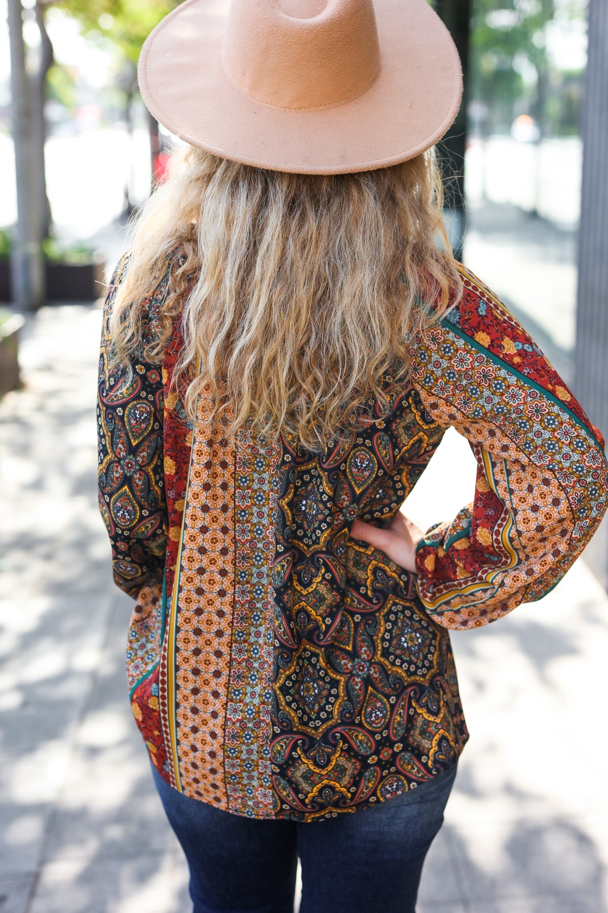 Black & Rust Paisley Raglan Keyhole Tie Top