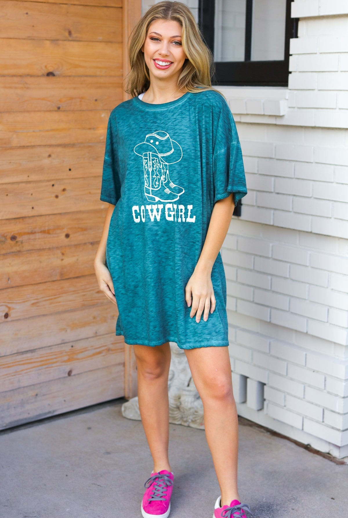 COWGIRL Emerald Cotton Blend Graphic Long Tee