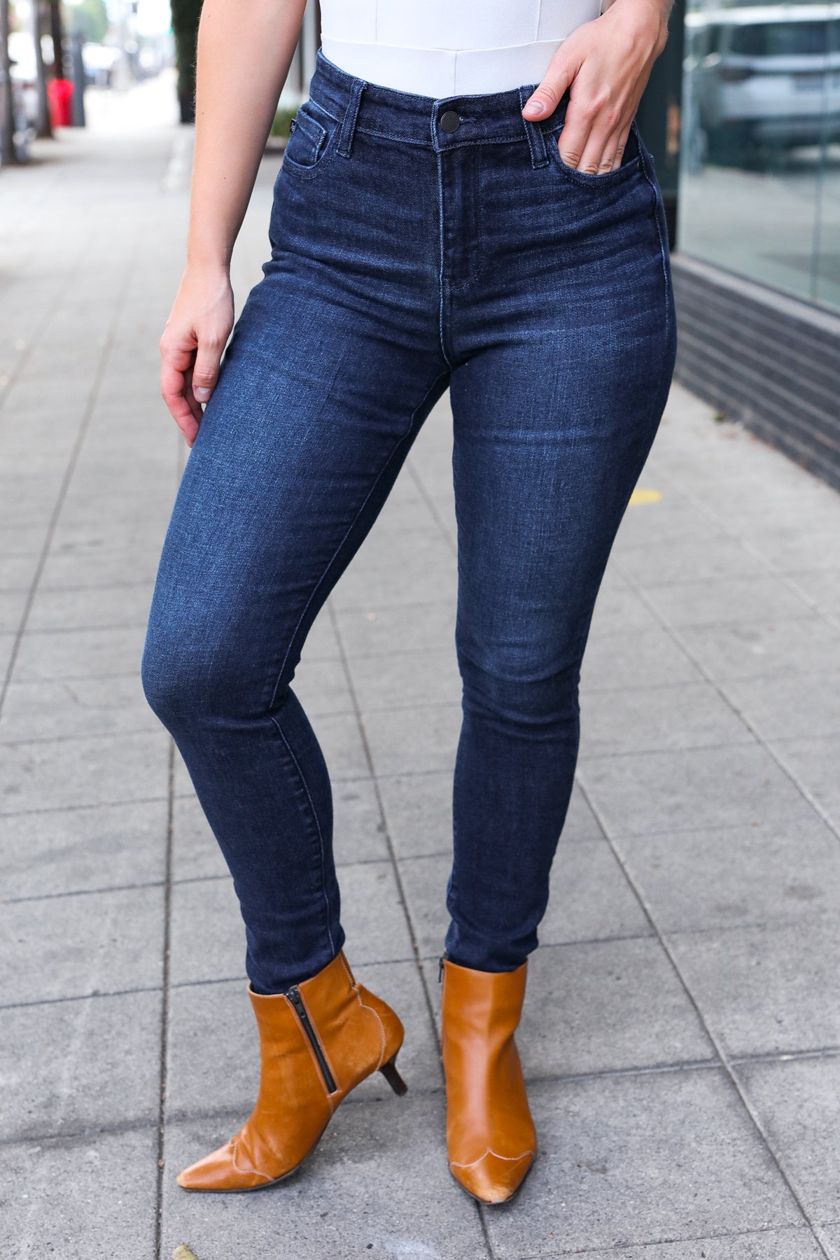 Dark Wash High Rise Skinny Jeans