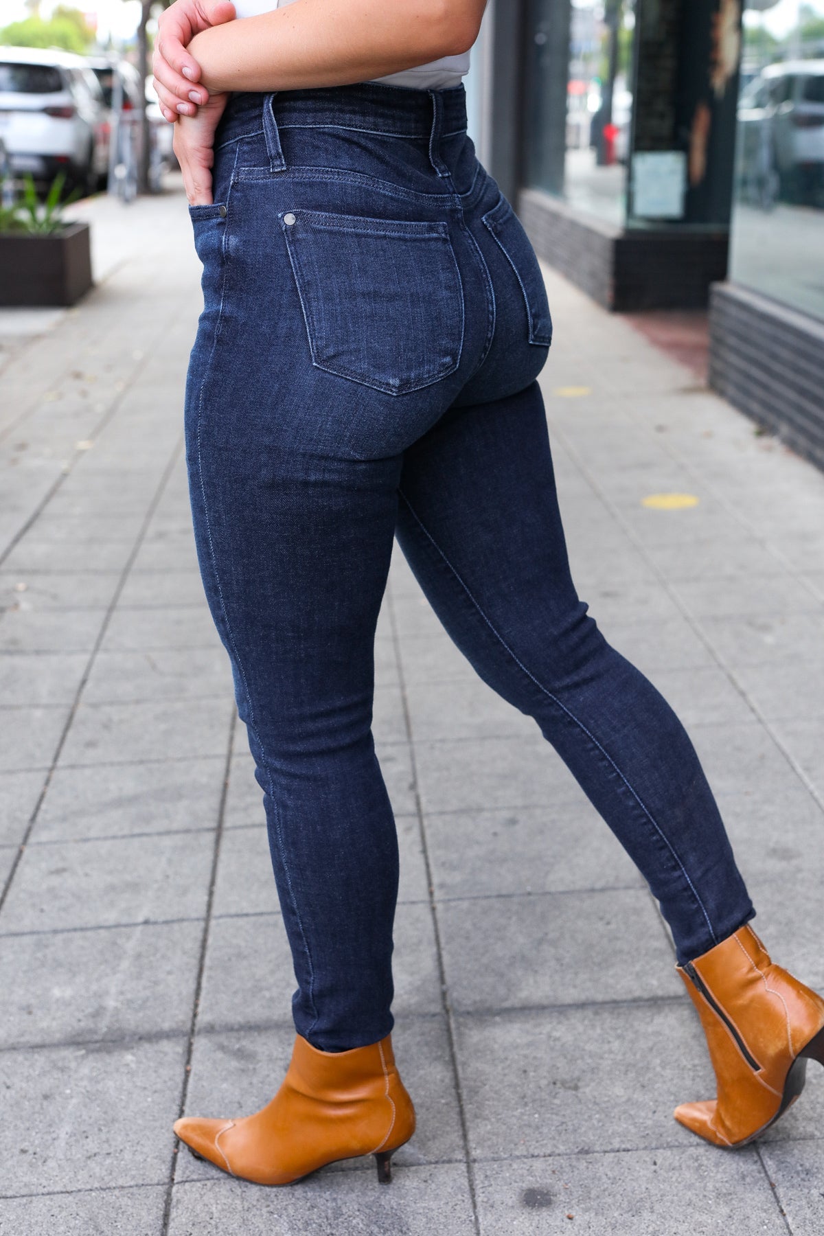 Dark Wash High Rise Skinny Jeans