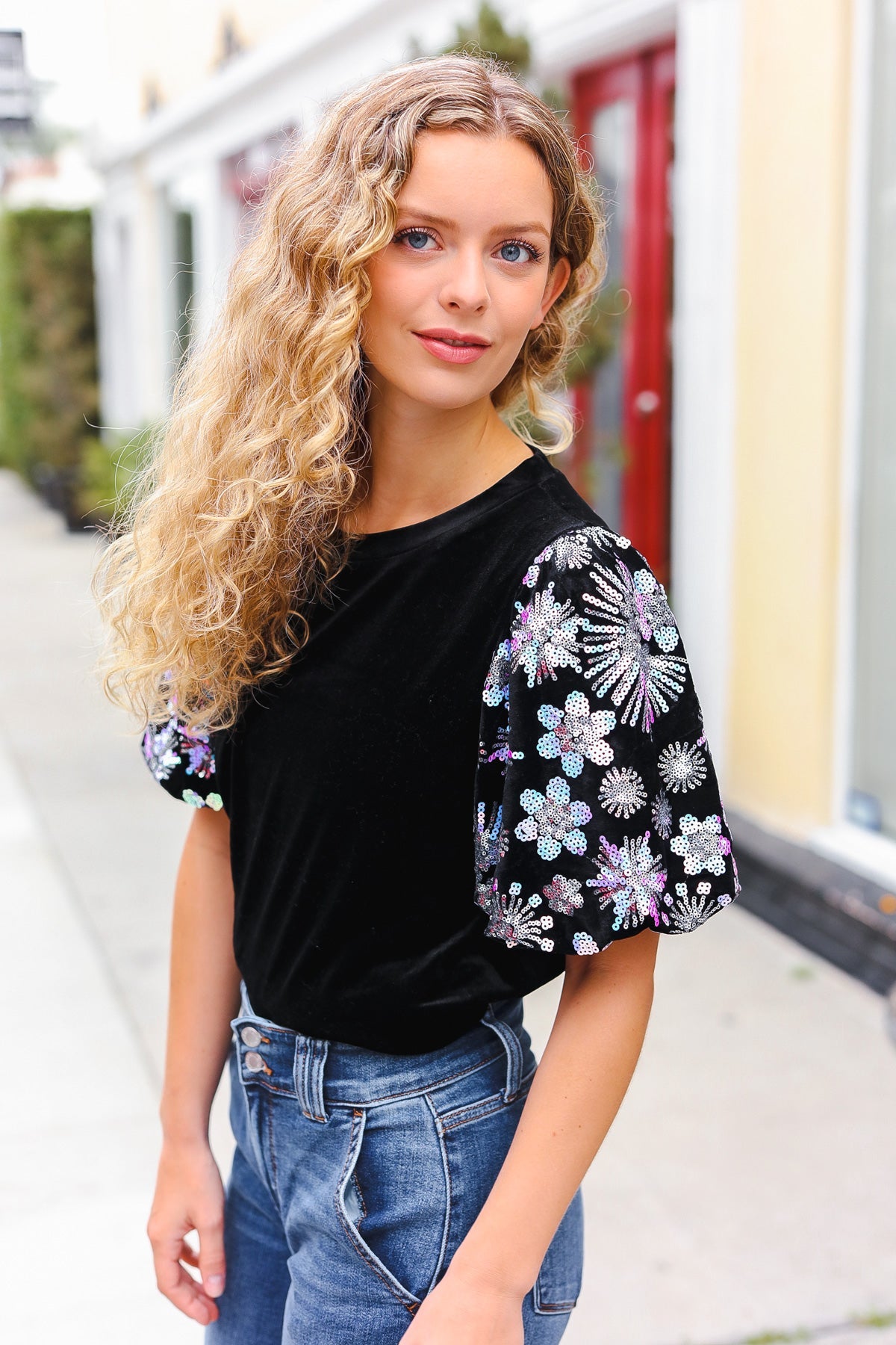 Black Floral Sequin Puff Sleeve Velvet Top