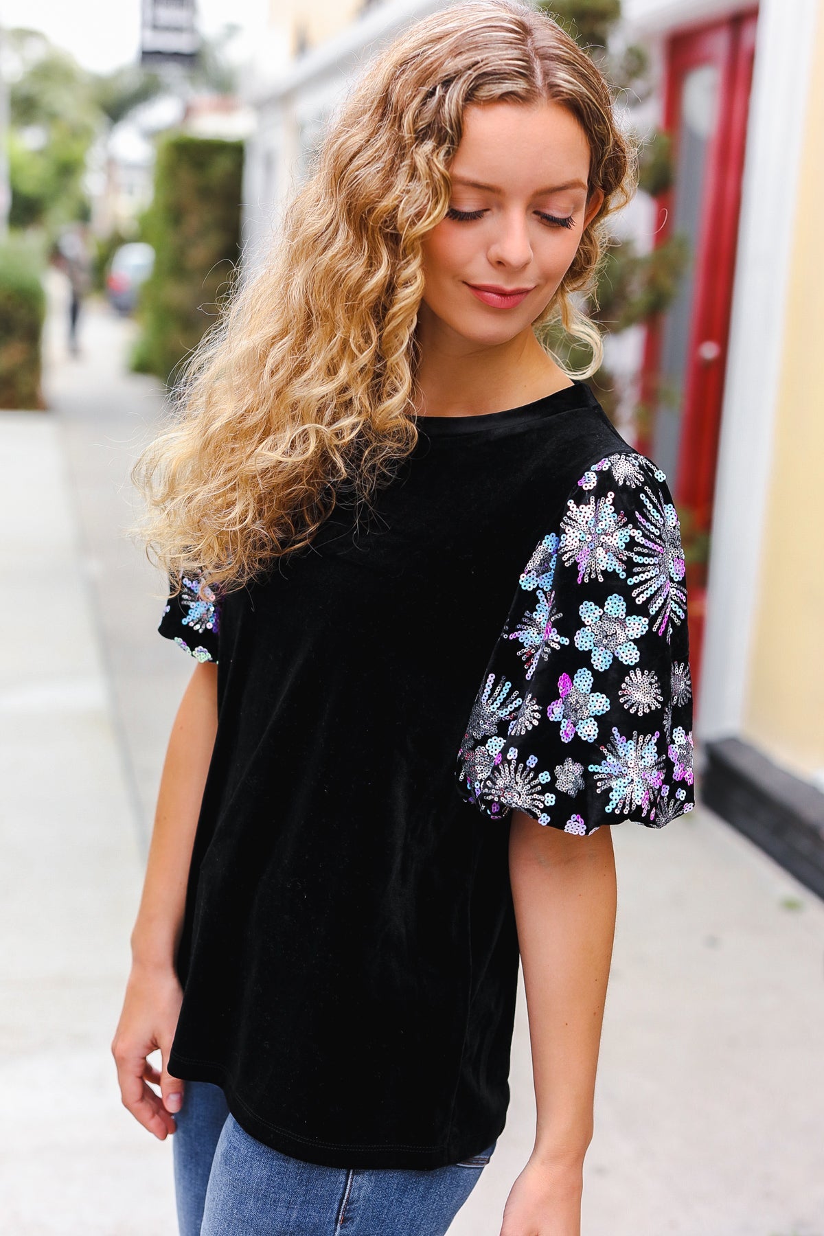 Black Floral Sequin Puff Sleeve Velvet Top