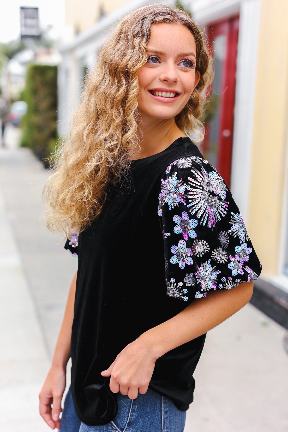 Black Floral Sequin Puff Sleeve Velvet Top