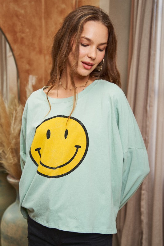 Plus Smiley Face Long Sleeve Graphic Crop Tee