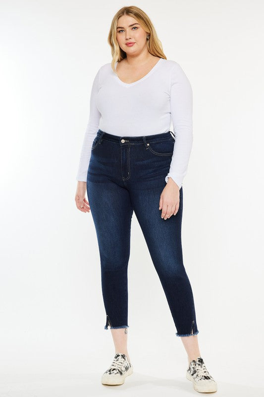 Harmony & Havoc, Jeans, Harmony Havoc Womens Capri Jeans Size 1 Blue  Frayed Raw Edge Mid Rise Stretch