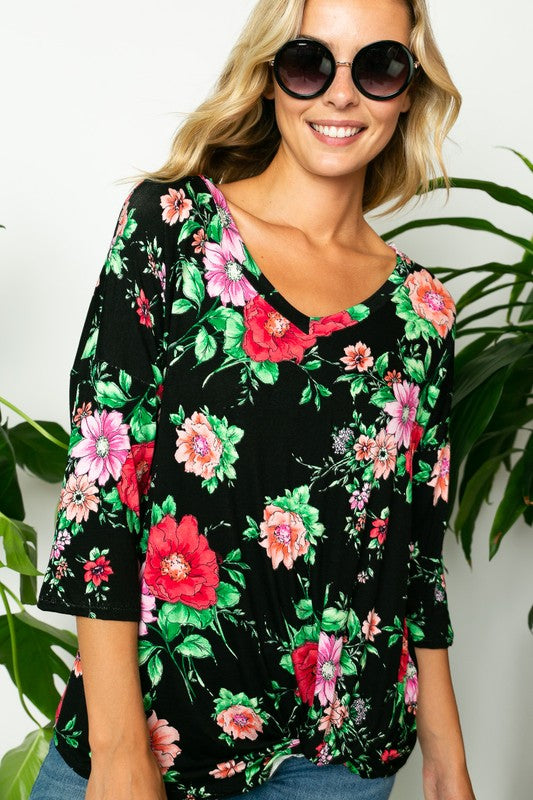 Plus Floral 3/4 Sleeve Twist Hem Top