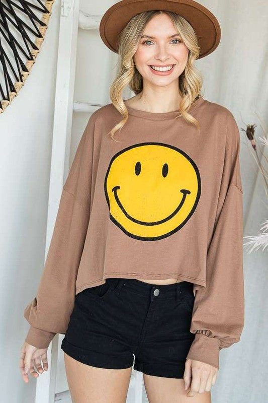 Smiley Face Long Sleeve Graphic Crop Tee