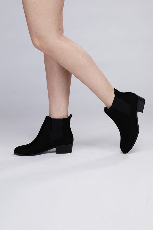 TEAPOT Ankle Booties