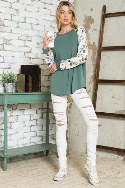 Plus Terry Floral Raglan Sleeve Top