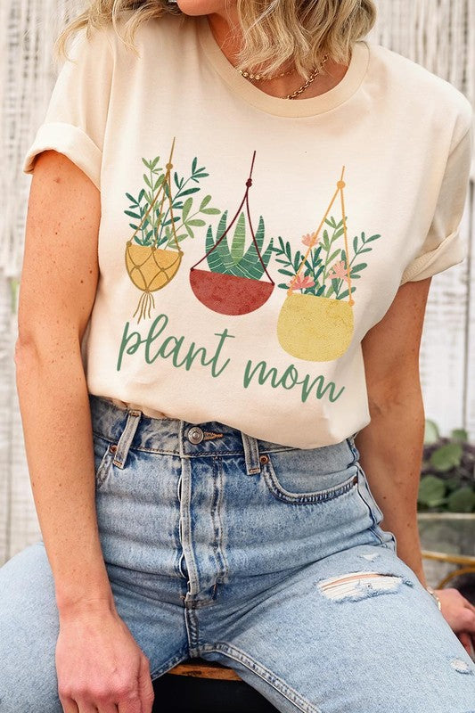 Plant Mom Graphic T Shirt