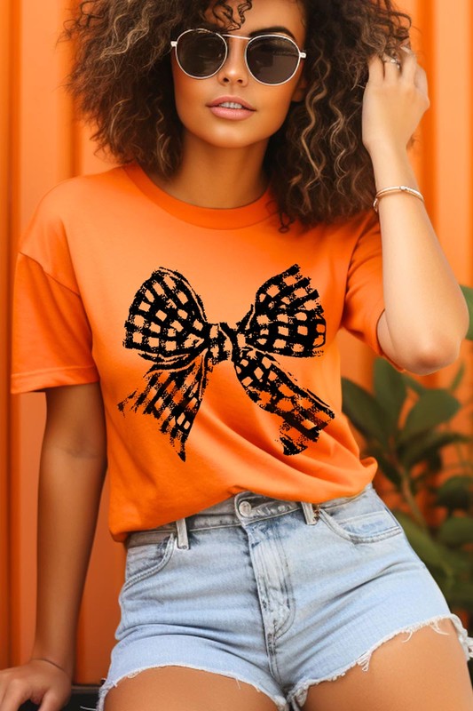 Vintage Checkered Bow Graphic T Shirt