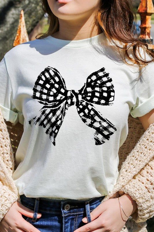 Vintage Checkered Bow Graphic T Shirt