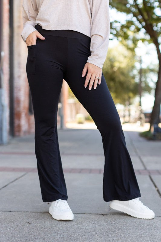 Black 30" Bootcut Leggings with Pockets