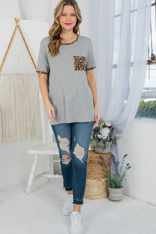 Solid Leopard Contrast Pocket Tee