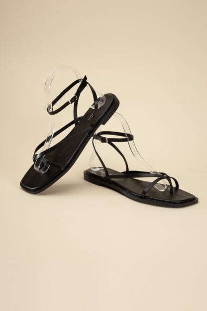 ELIO Flat Sandals