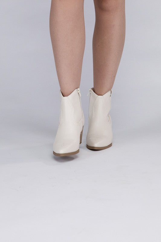 ABEAM Western Booties