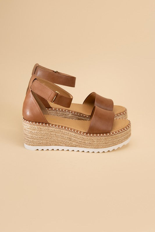 TUCKIN Platform Sandals