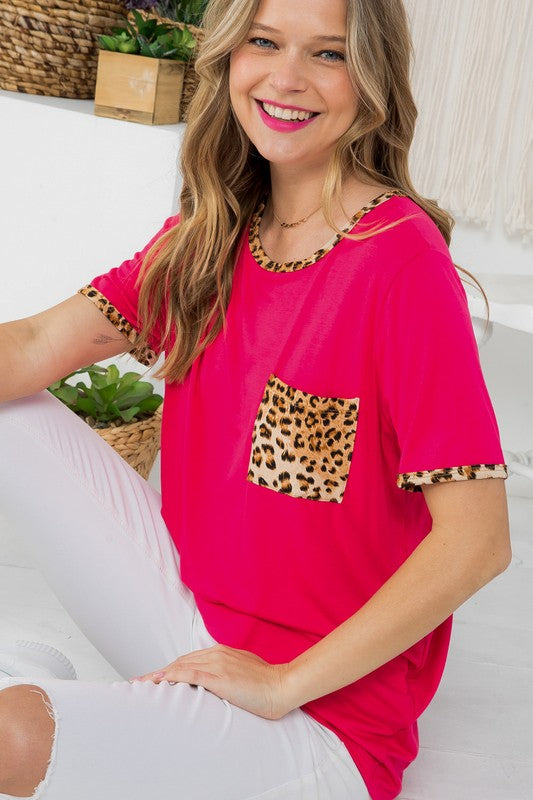 Plus Solid Leopard Contrast Pocket Tee