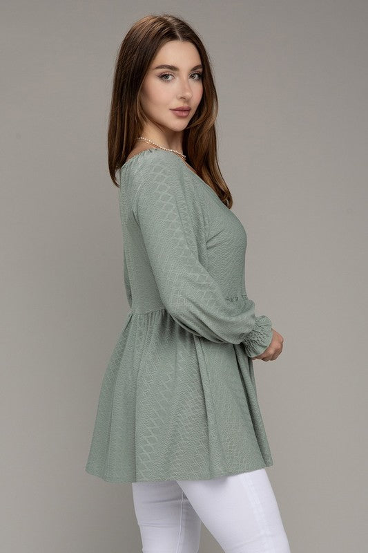 V Neck Textured Bubble Sleeve Babydoll Top