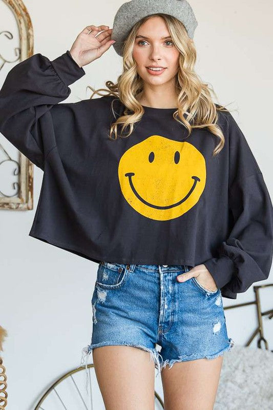 Smiley Face Long Sleeve Graphic Crop Tee