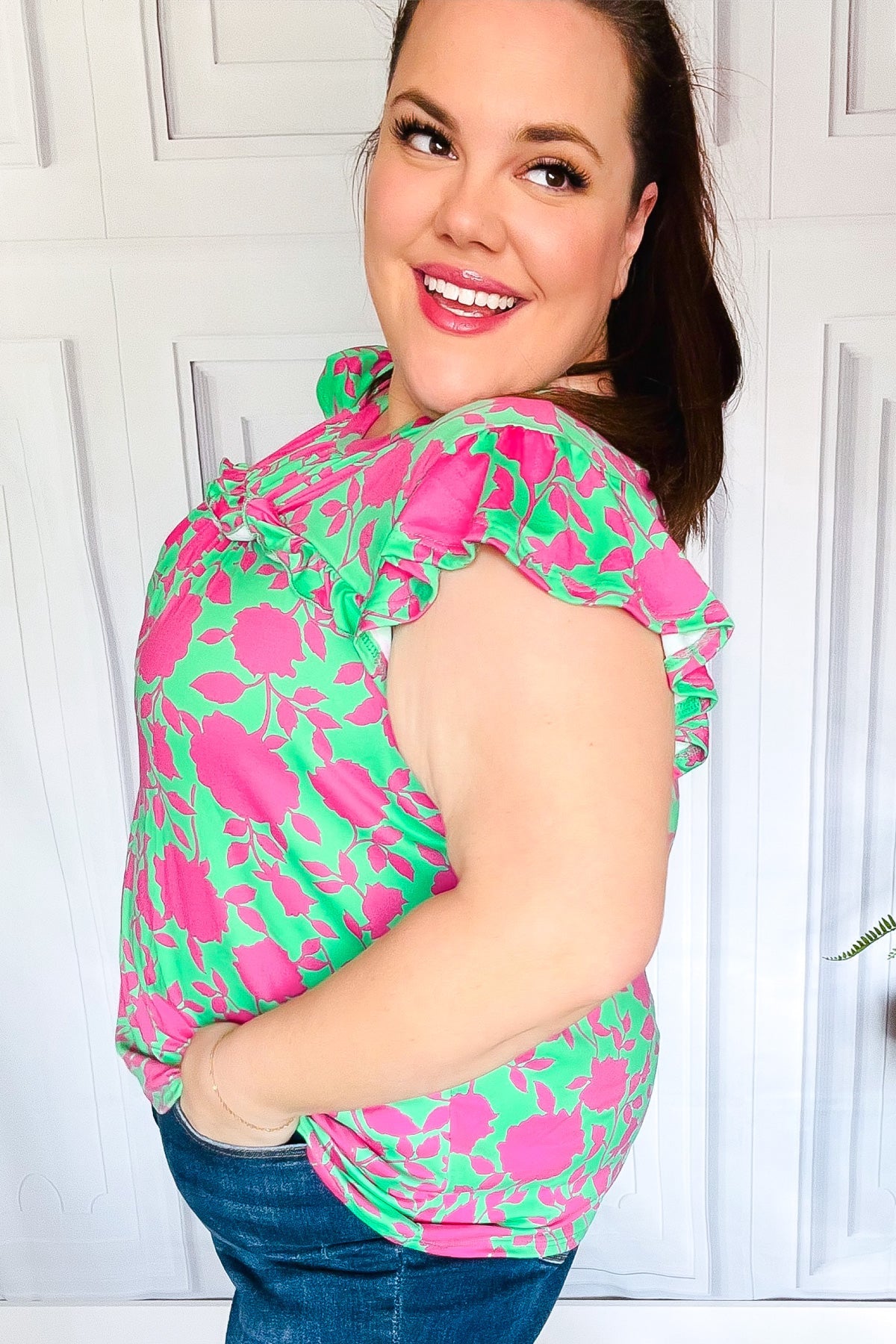 Green Fuchsia Floral Ruffle Short Sleeve Yoke Top