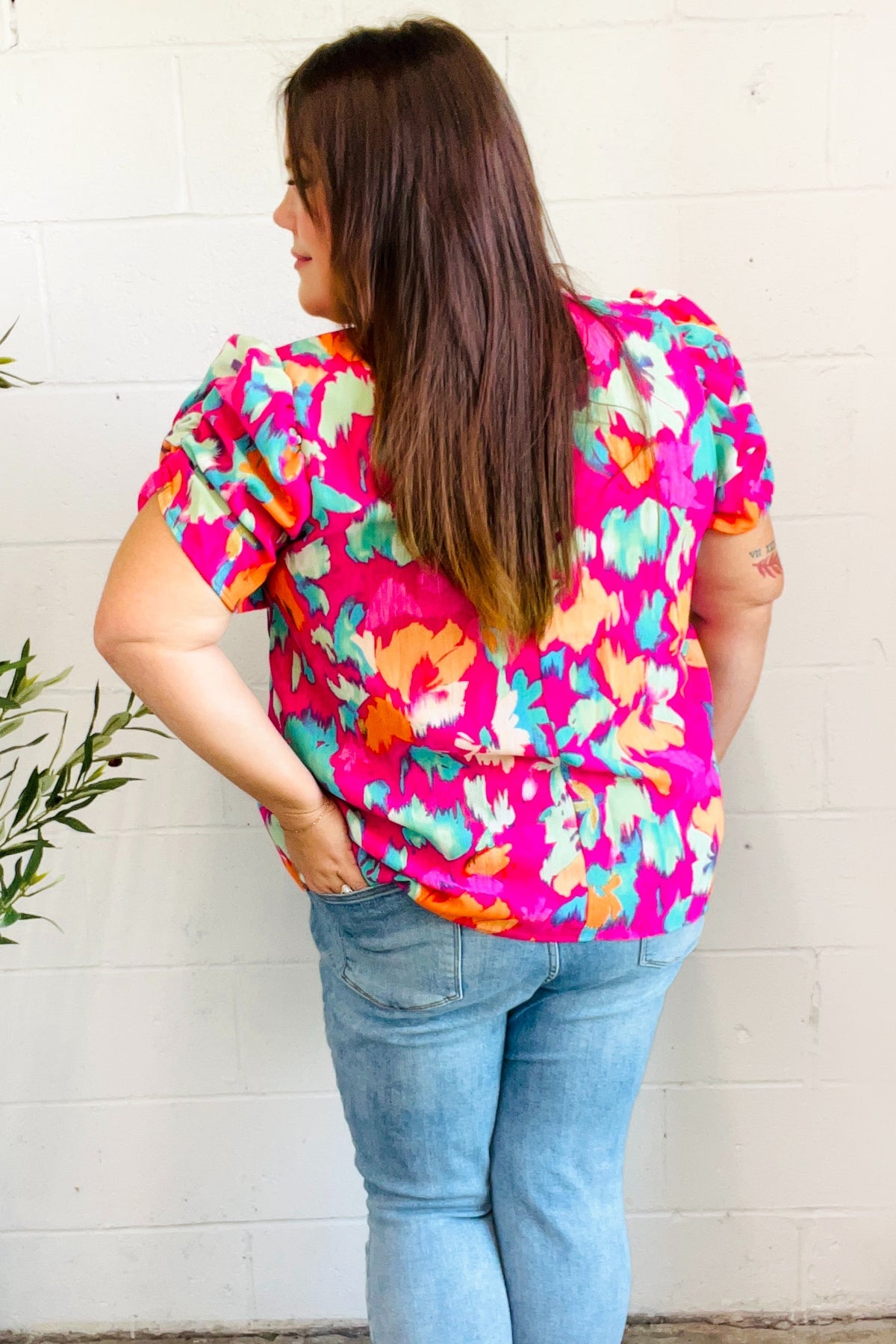 Fuchsia Abstract Frill Notch Neck Puff Sleeve Top