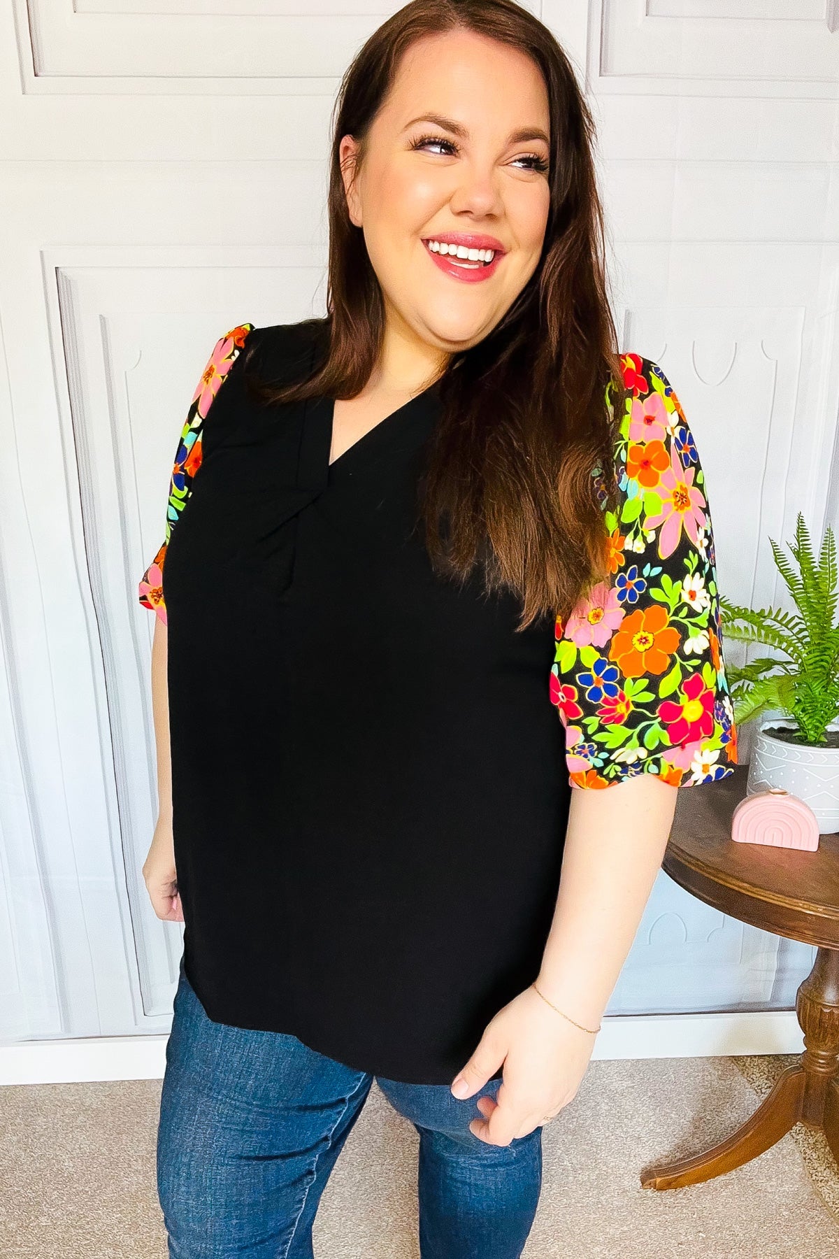 Black Floral Puff Sleeve V Neck Top