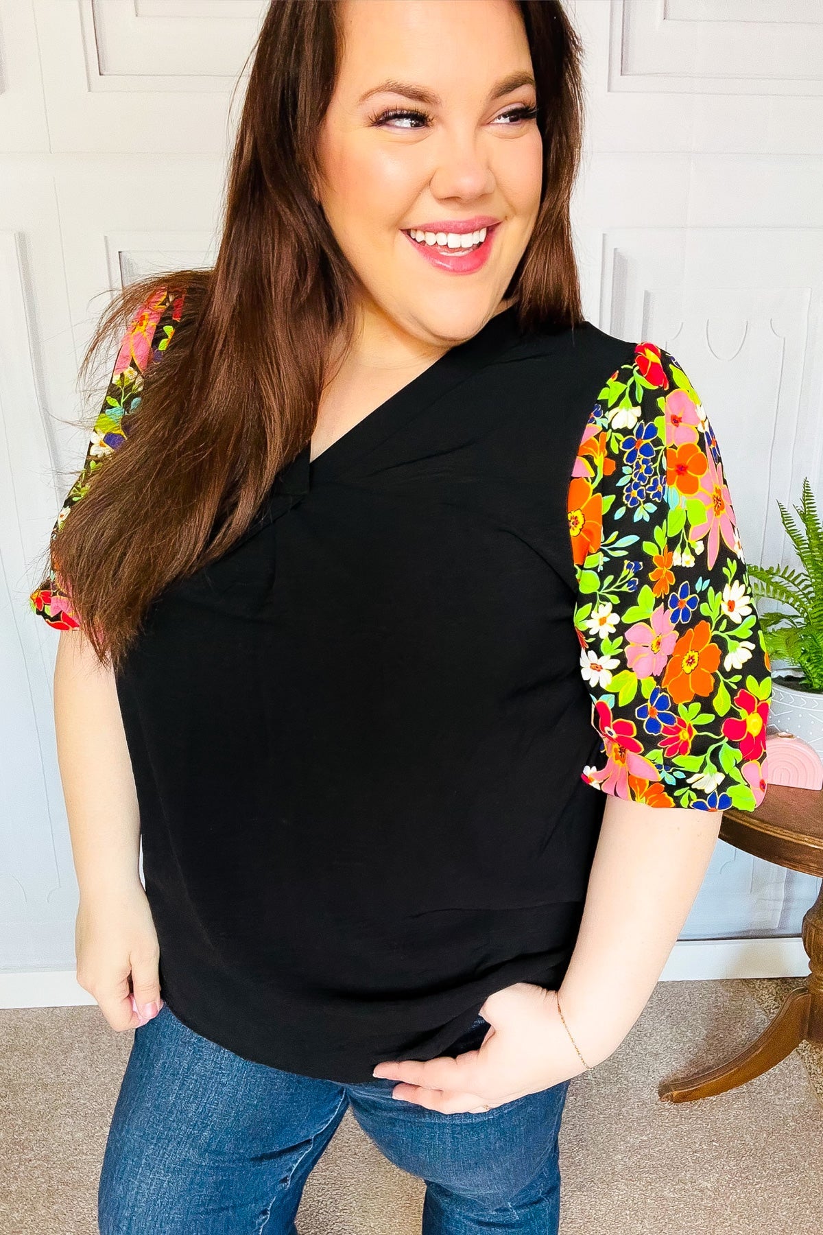 Black Floral Puff Sleeve V Neck Top