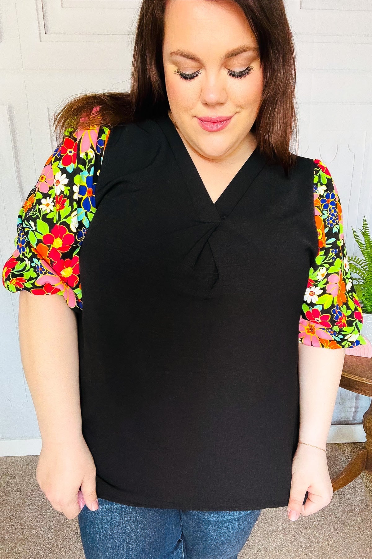 Black Floral Puff Sleeve V Neck Top