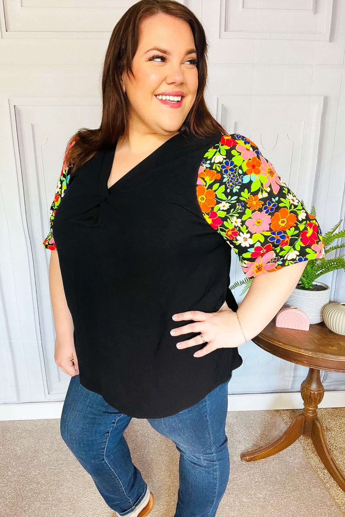 Black Floral Puff Sleeve V Neck Top