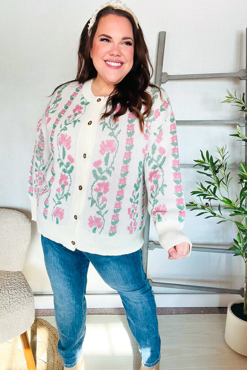 Ivory Floral Jacquard Button Cardigan