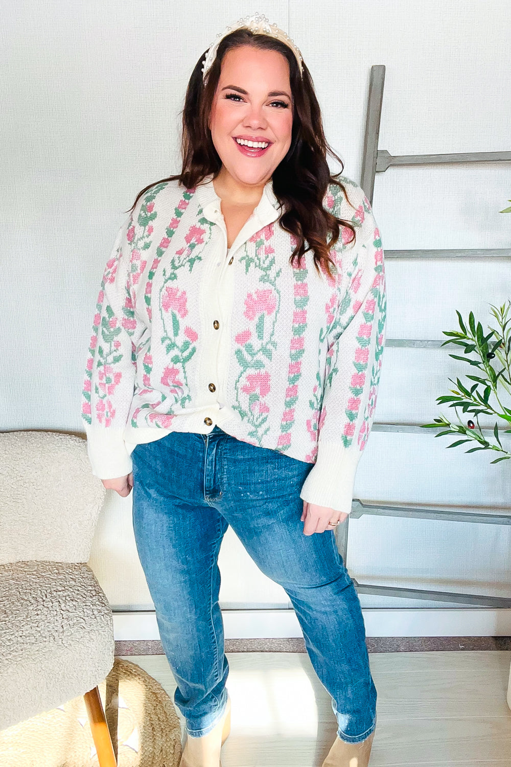 Ivory Floral Jacquard Button Cardigan