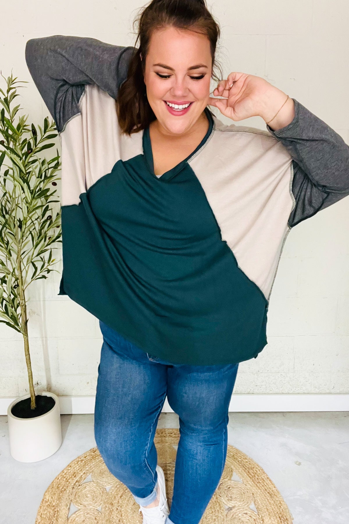 Hunter Green V Neck Raglan Color Block Outseam Top