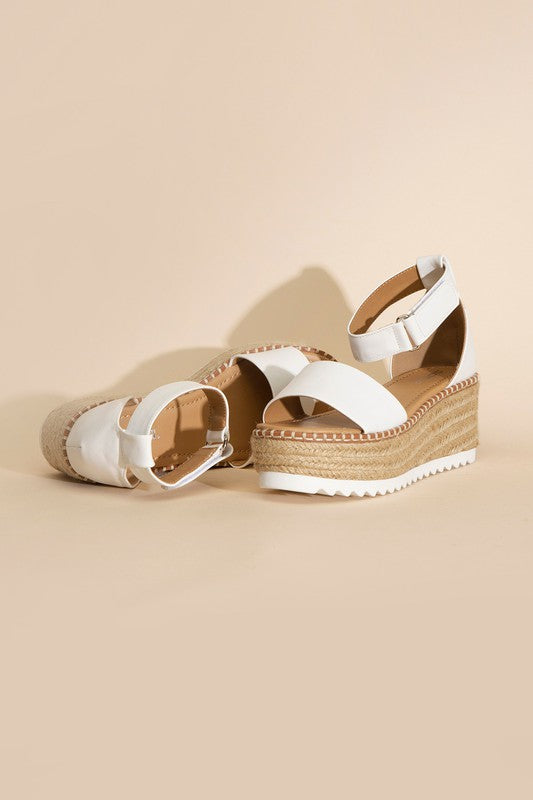 TUCKIN Platform Sandals