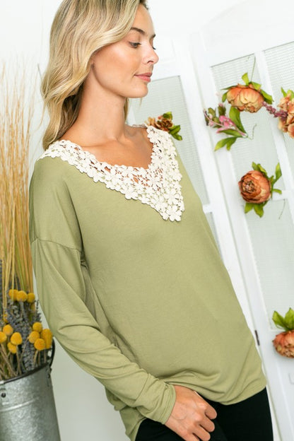 Plus Floral Crochet Lace Patch V-Neck Top