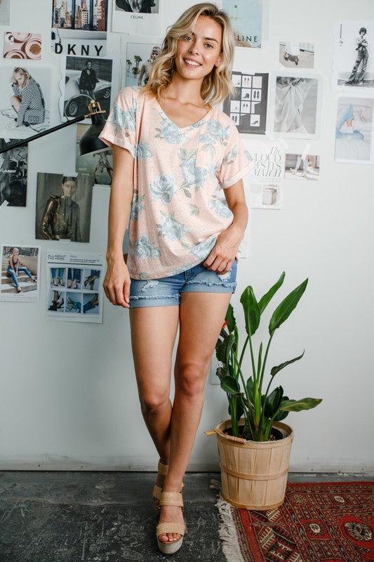 Plus Floral V-Neck Pocket Cuffed Sleeve Tee