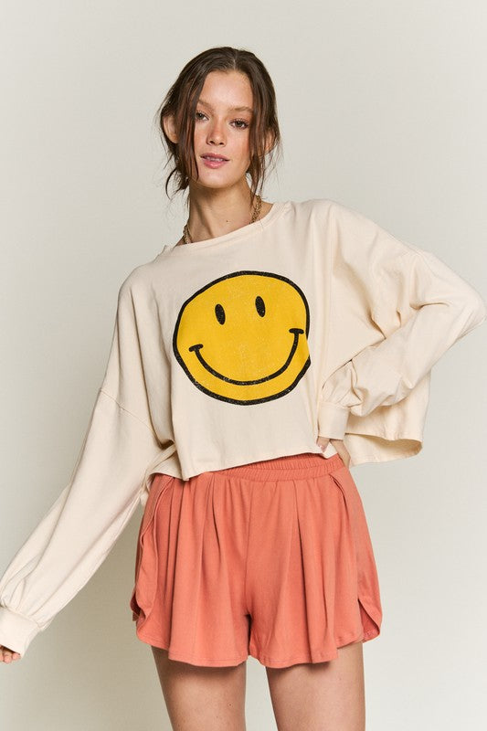 Smiley Face Long Sleeve Graphic Crop Tee