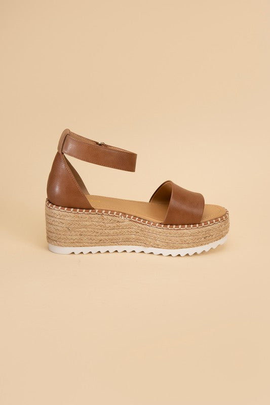 TUCKIN Platform Sandals