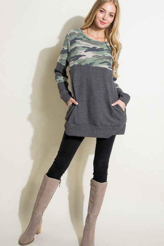 Camouflage Waffle Knit Pocket Tunic Top