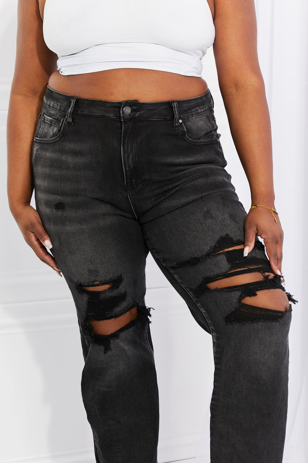 Black Distressed Loose Fit Jeans