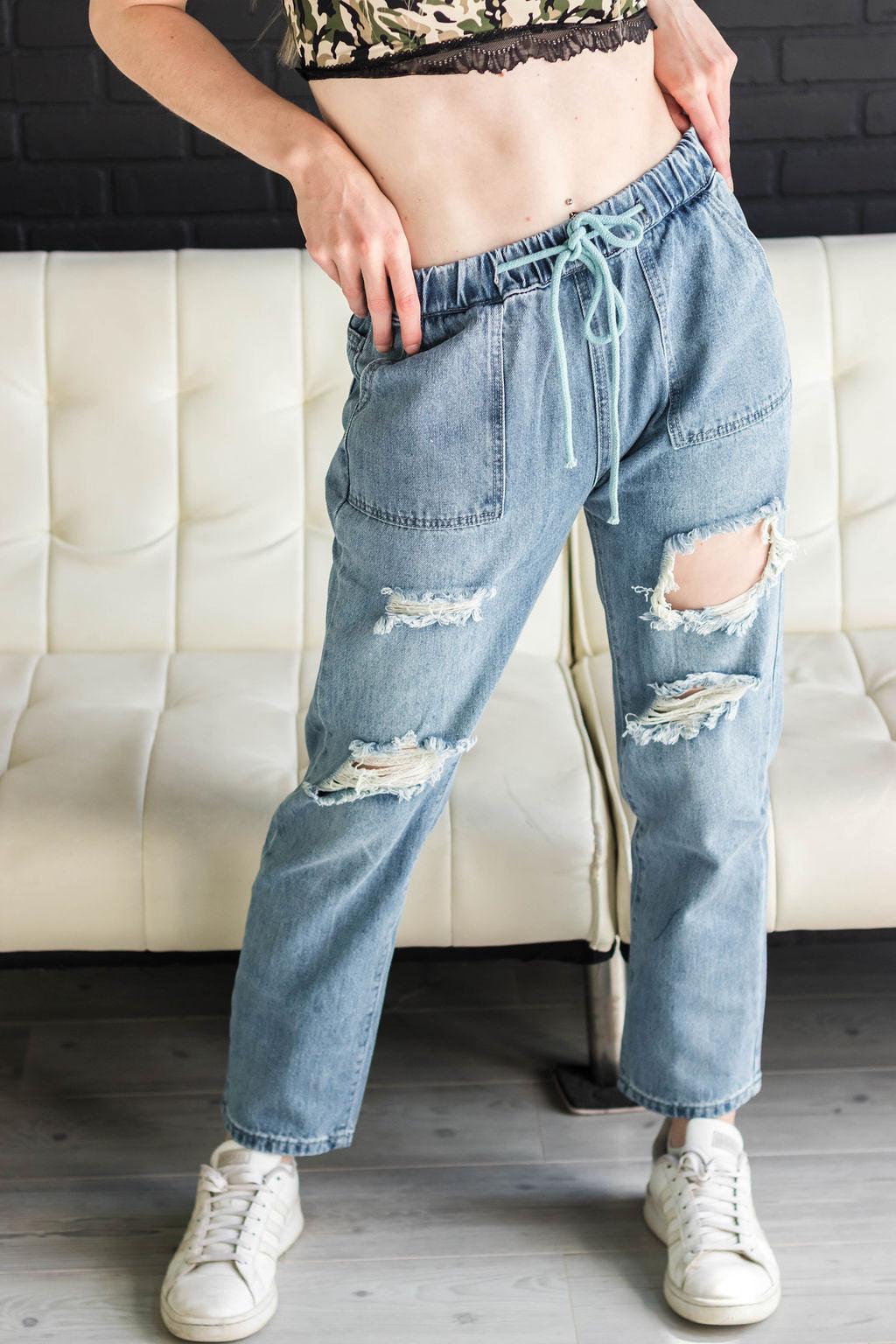 Distressed Boyfriend Denim Joggers Jeans - Lavender Latte Boutique