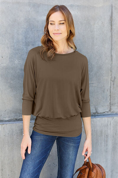 Round Neck Batwing Sleeve Blouse